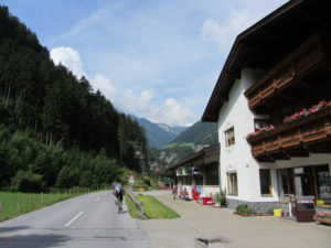 Auffahrt hinter Mayrhofen