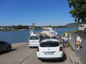 In Linz setzen wir dann auf die andere Rheinseite über.